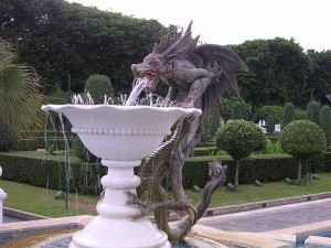 800px-Sg_sentosa_dragon_mfountain