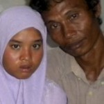 _57555993_013577880-1 Tsunami girl